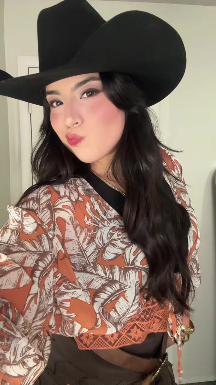 @lizbethrojocampuzano