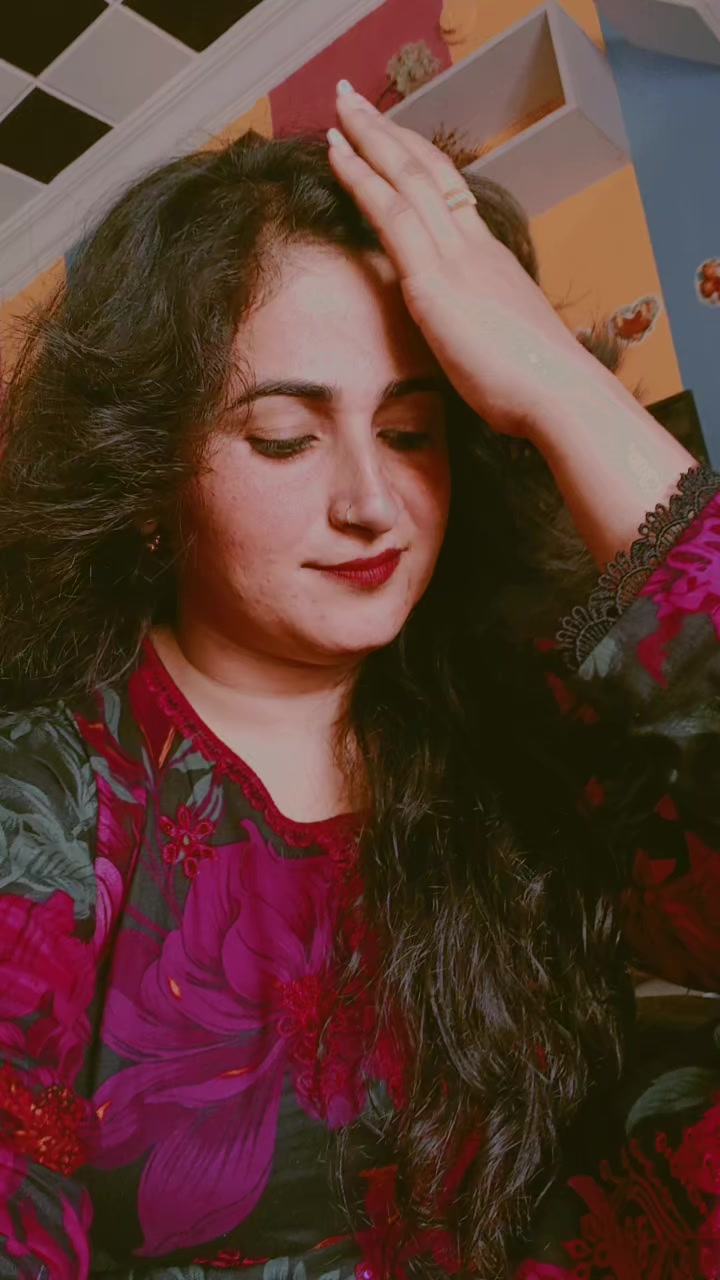 @Farahcreates1