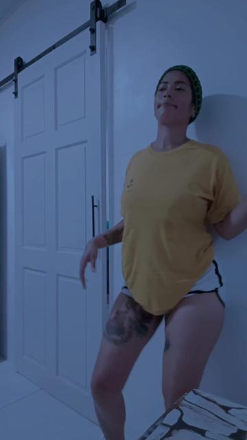 @...........