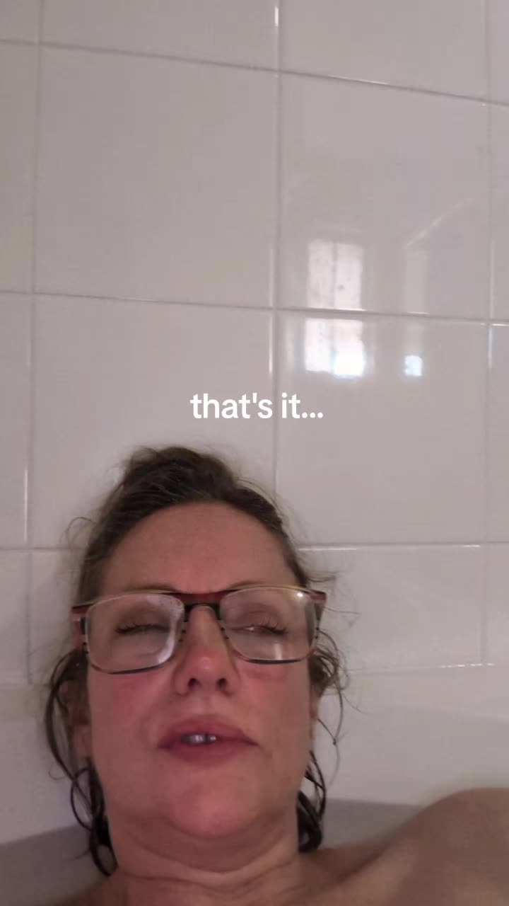 @TheBeckyRenee