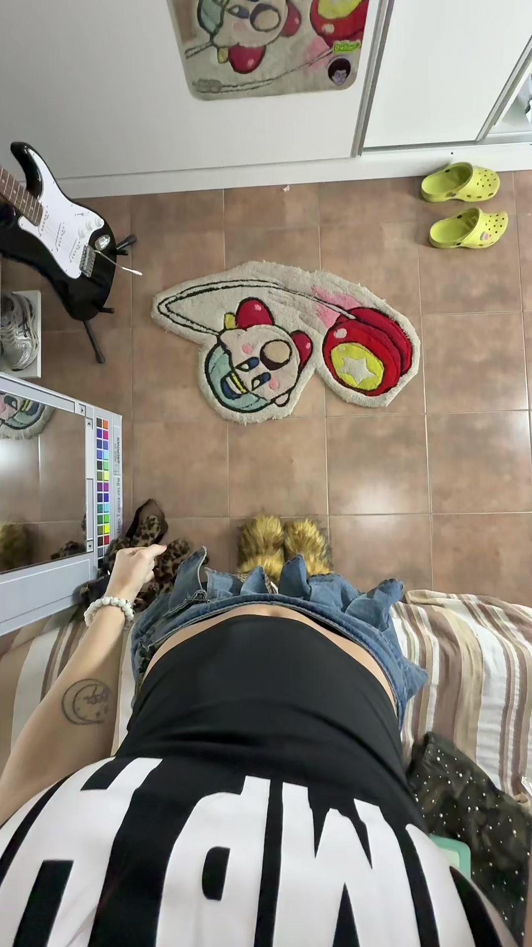 @vickyest