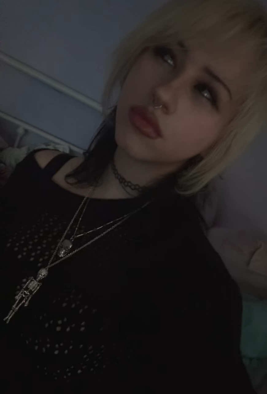 @Ellie ★