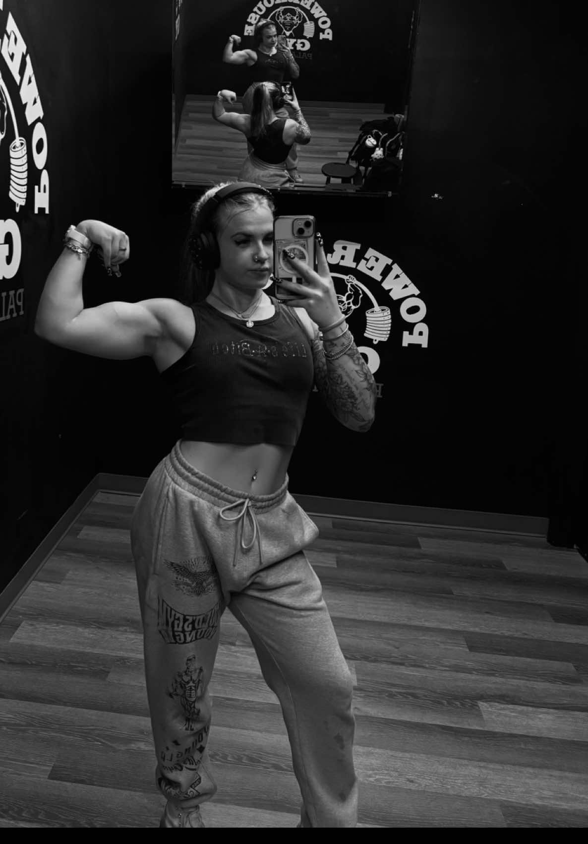 @Niki💋