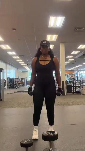 @carly Correia official 🎵🎵🎵