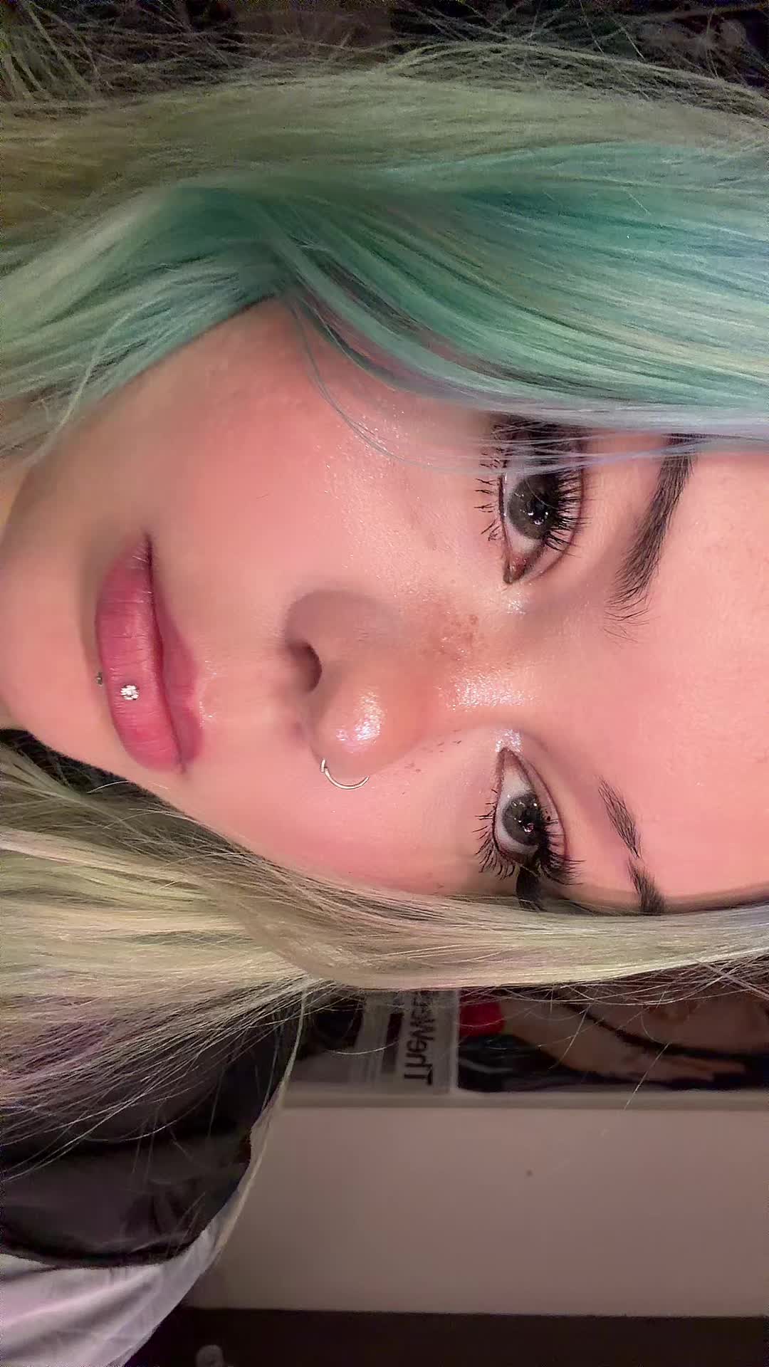 @Meganlarson777