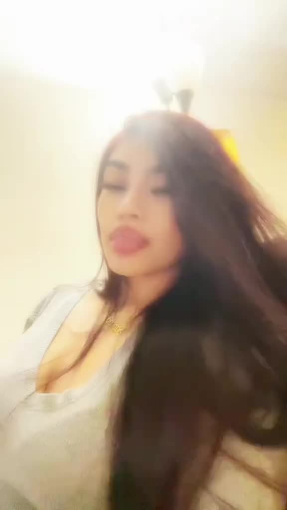 @jocelyyn