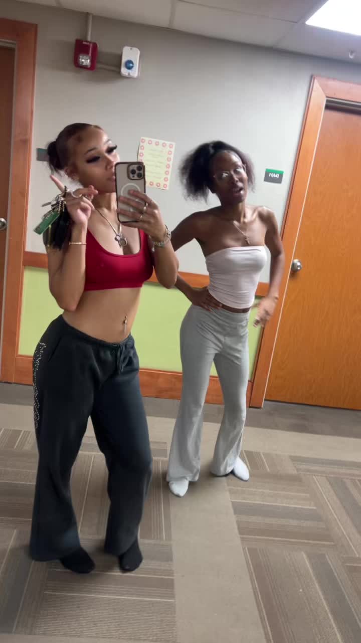 @shanell 🫦