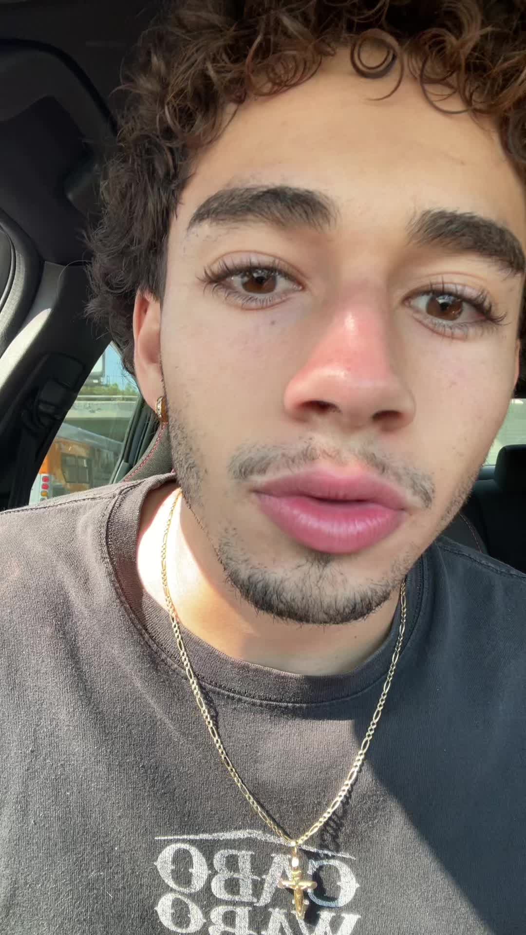 @Jorgito