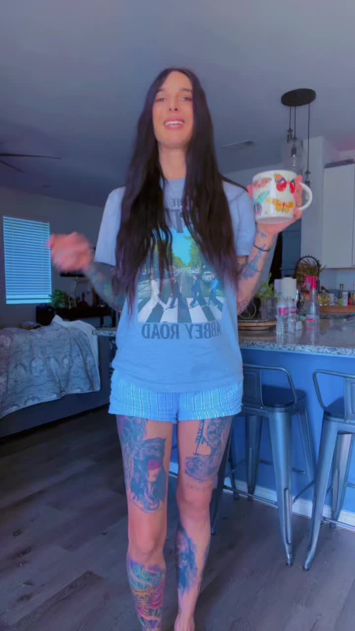 @Holly_Love