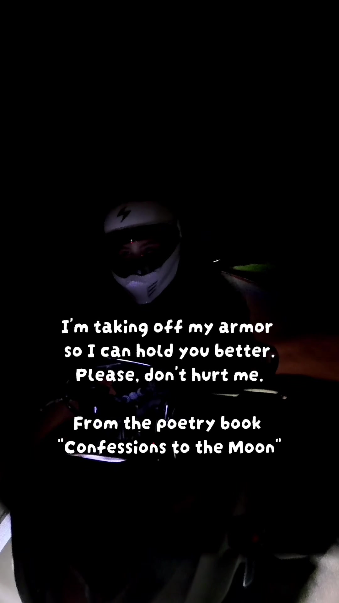 @MoonlitMoto