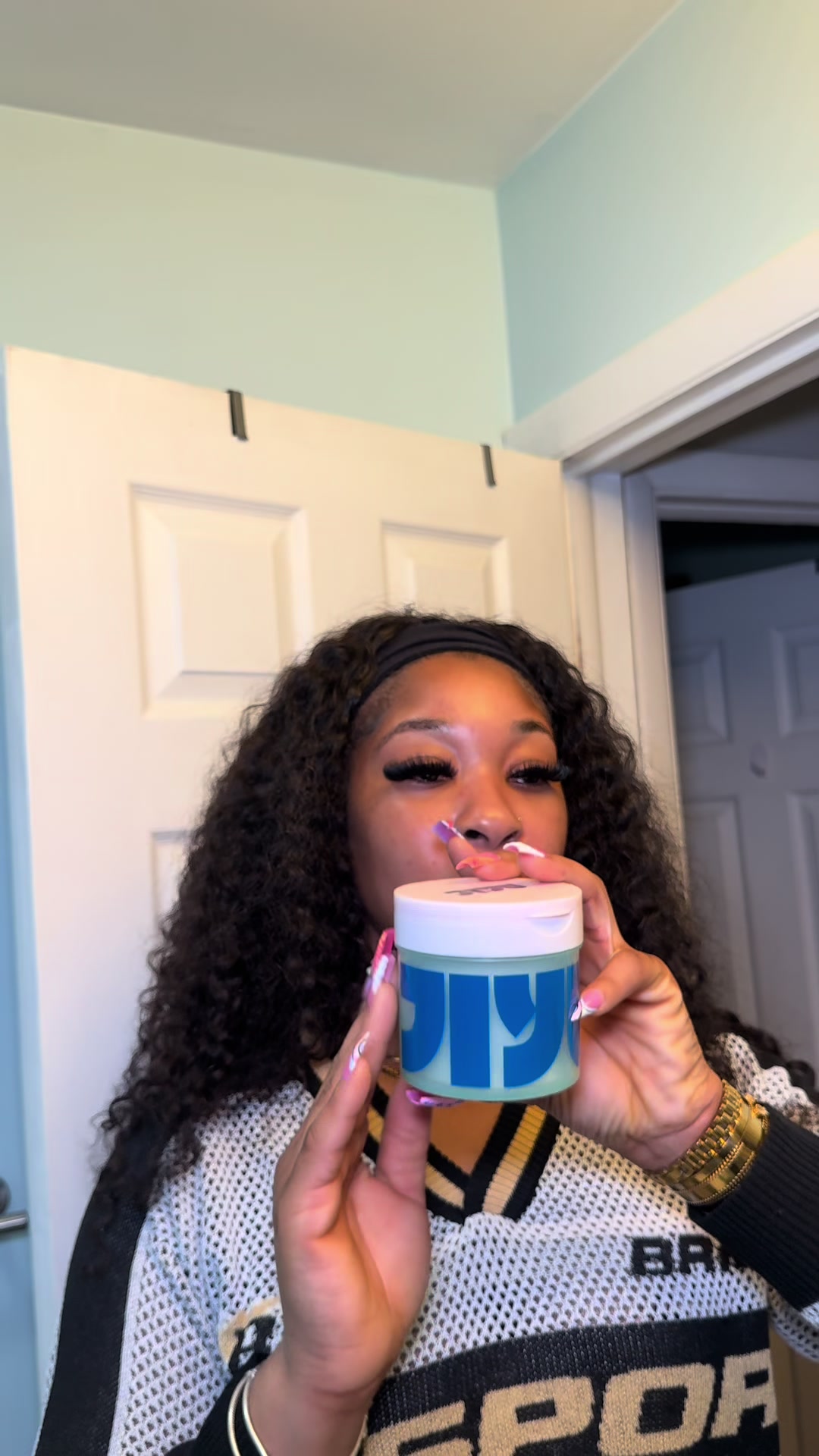 @Chinnaye//content creator