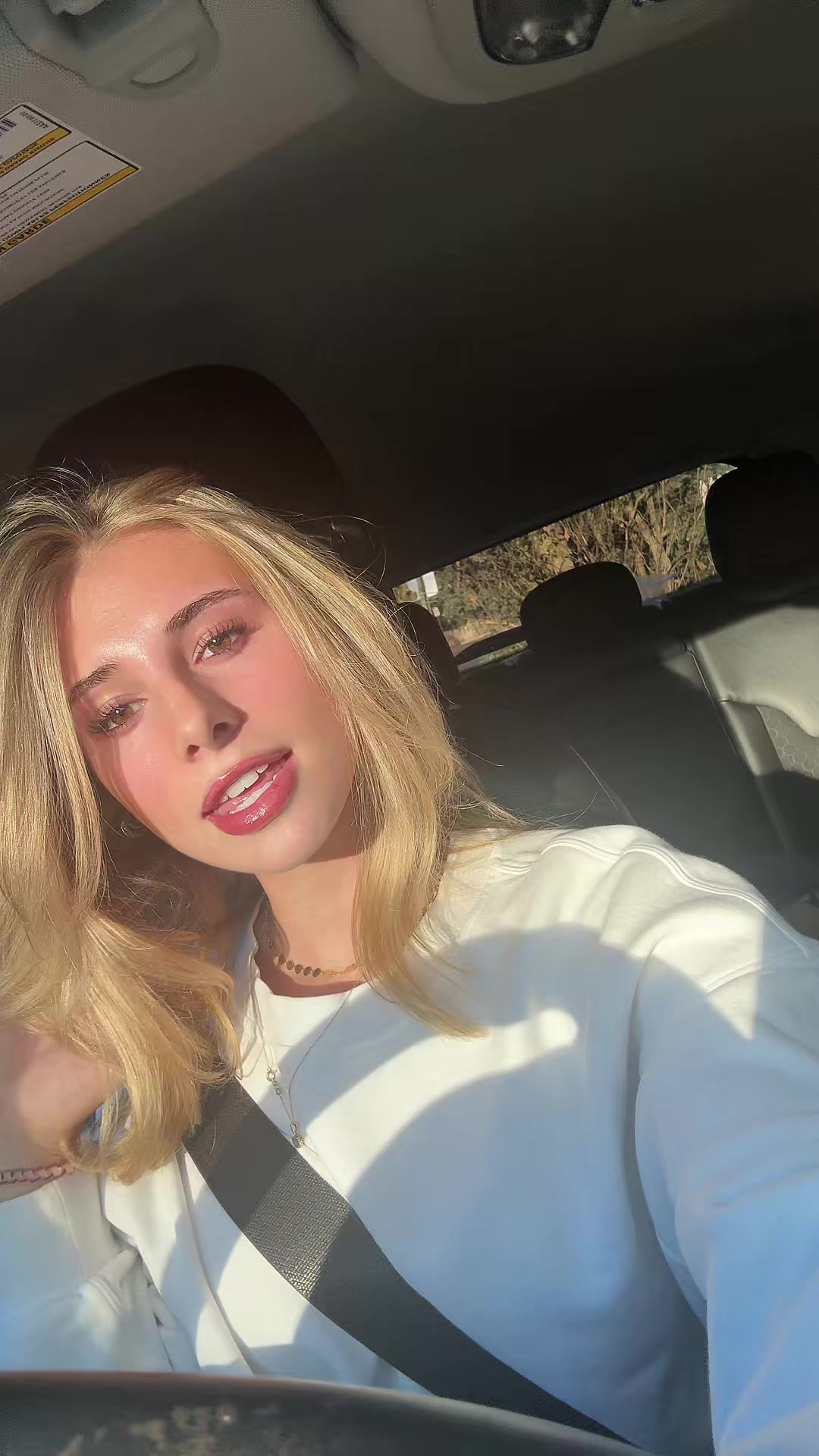 @hi