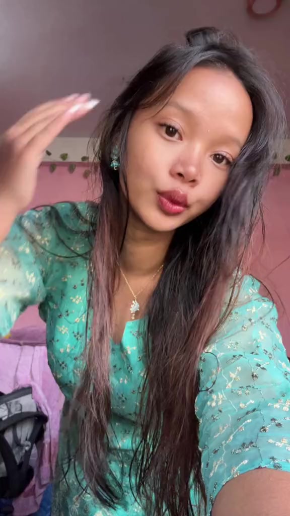 @সুবিনা🇧🇩