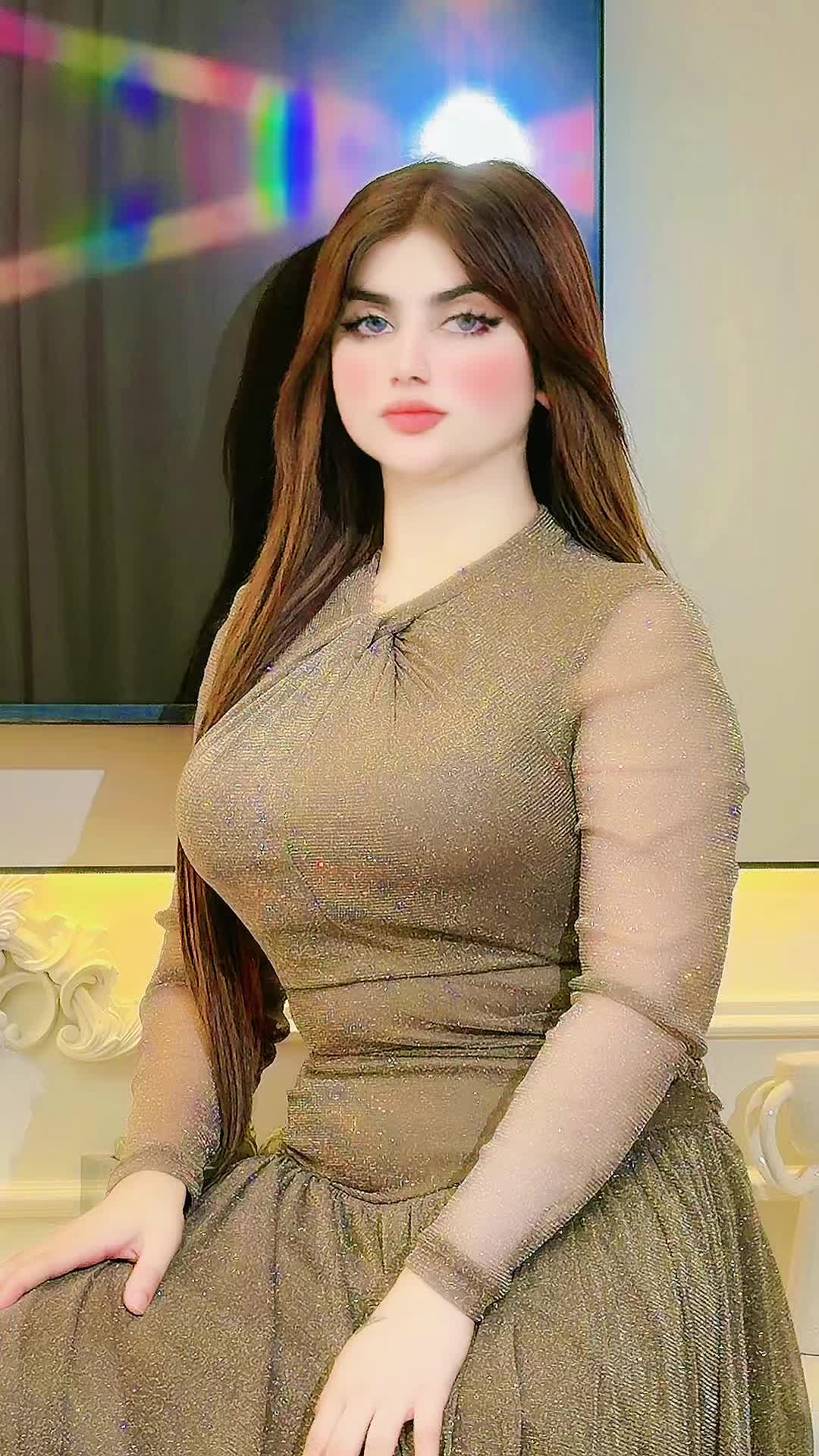 @🇦🇪𝙈𝙖𝙃𝙞𝙧𝘼 (ماہی)🌸