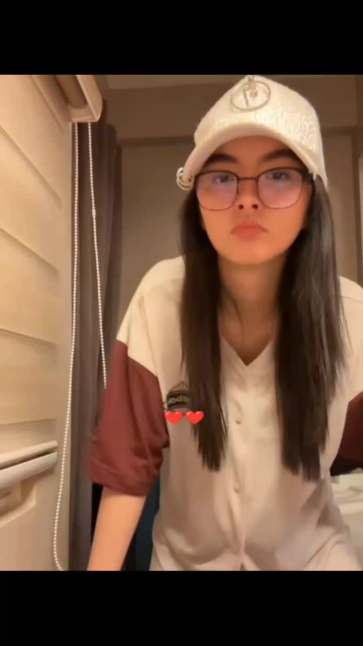@๐ ๐ฆ๐ถ๐พ๐
๐ถ๐พ๐ ๐