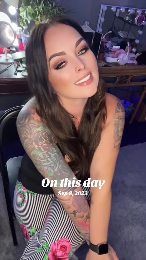 @To0thlessQueen💋