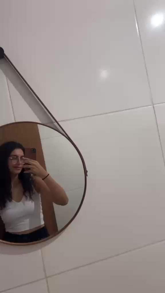 @Ana