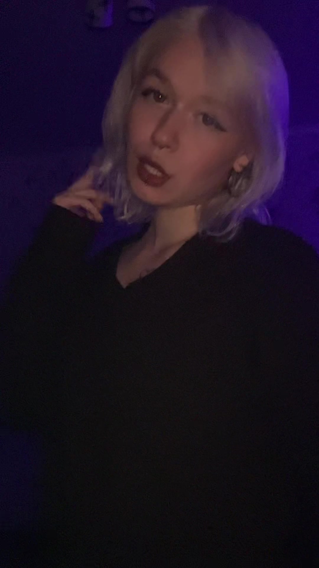 @Кью