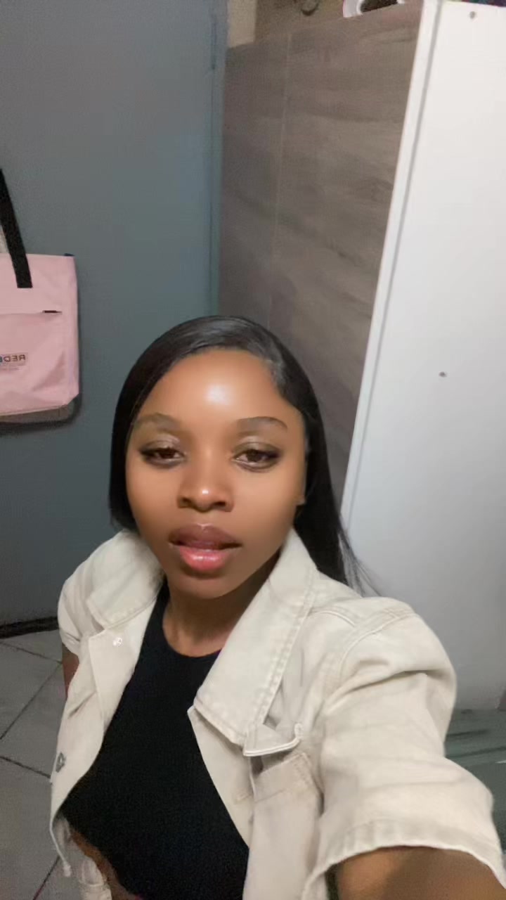 @khumeshna Nxumalo