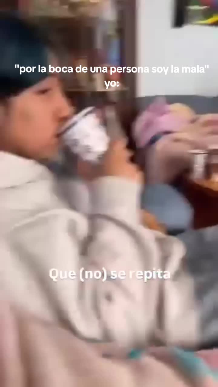 @:3