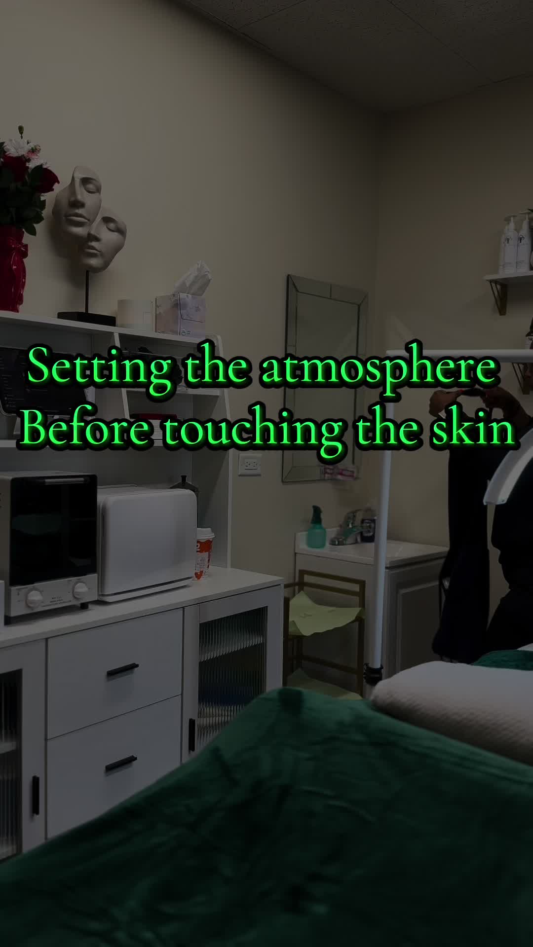 @Tarnesha| Flossmoor Esthetican