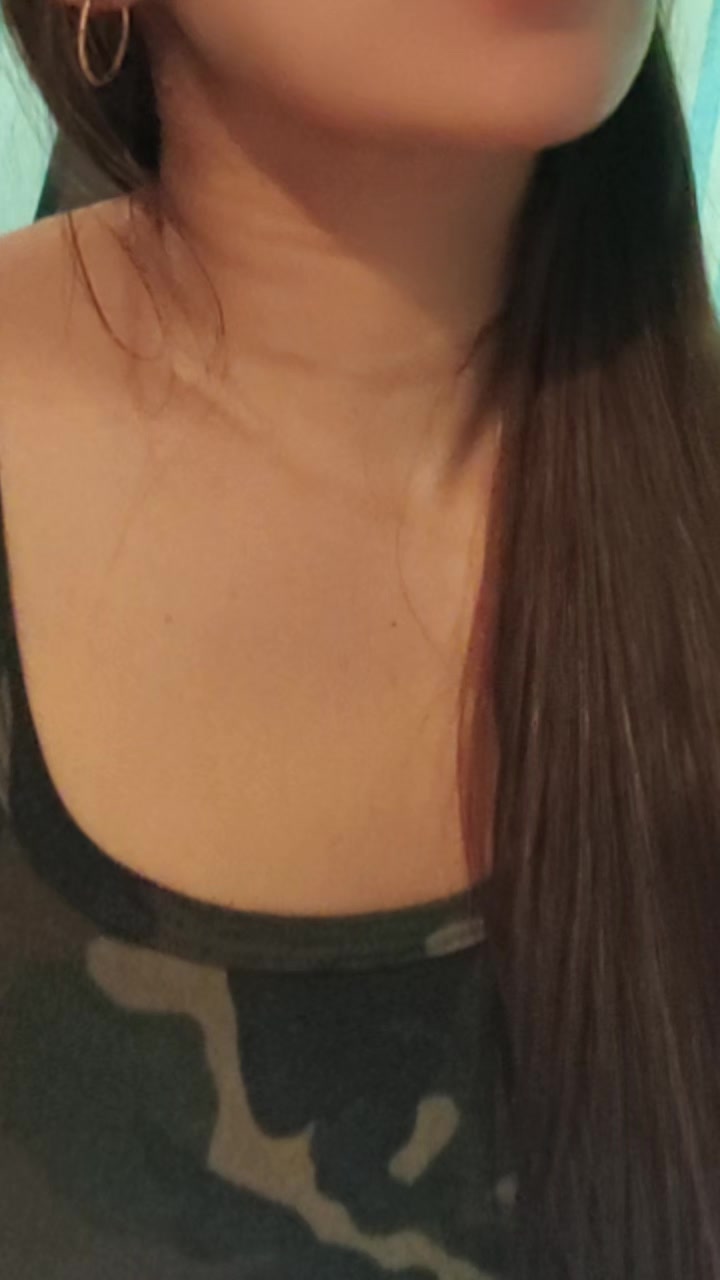 @Nia