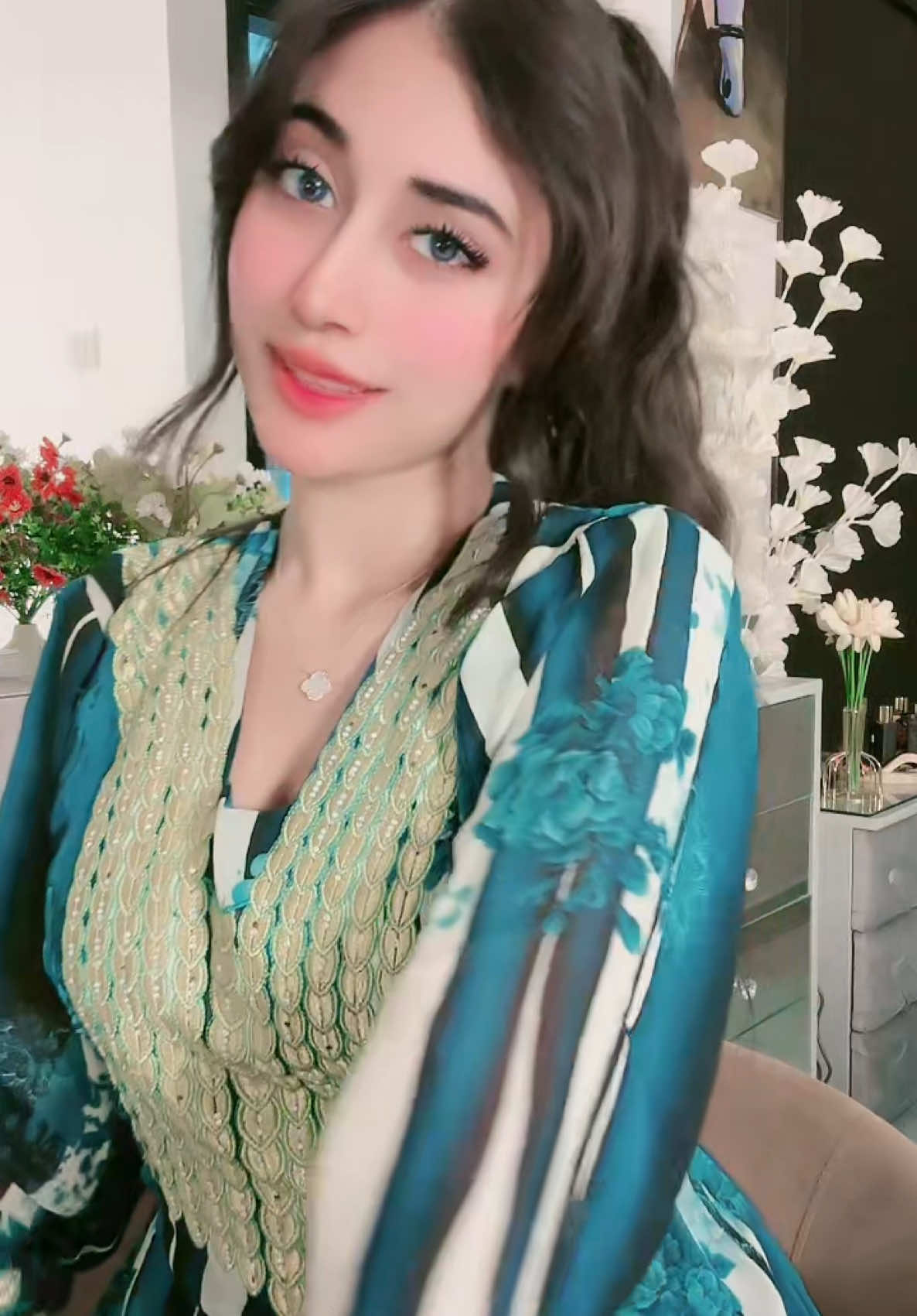 @𝒊𝒛𝒛𝒖 💎