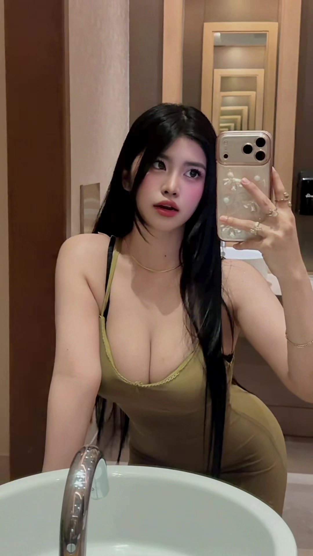 @loislane evangelista