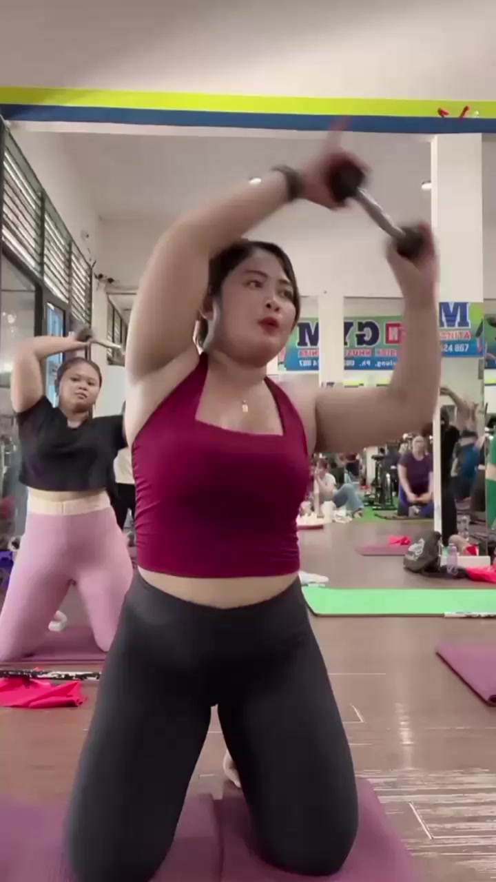 @hotmoms