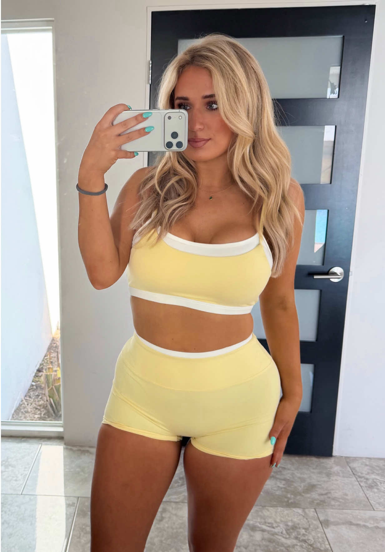 @SHOPHOPES