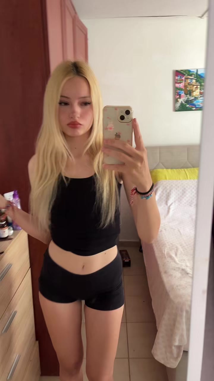 @Ayşenur