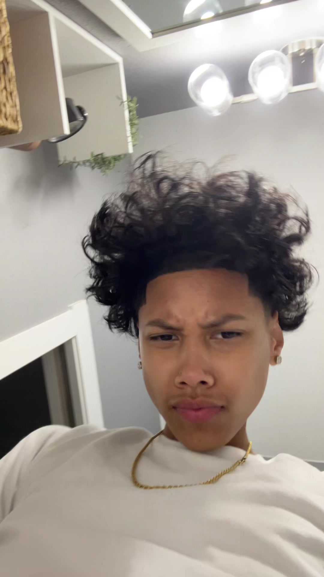 @Miko