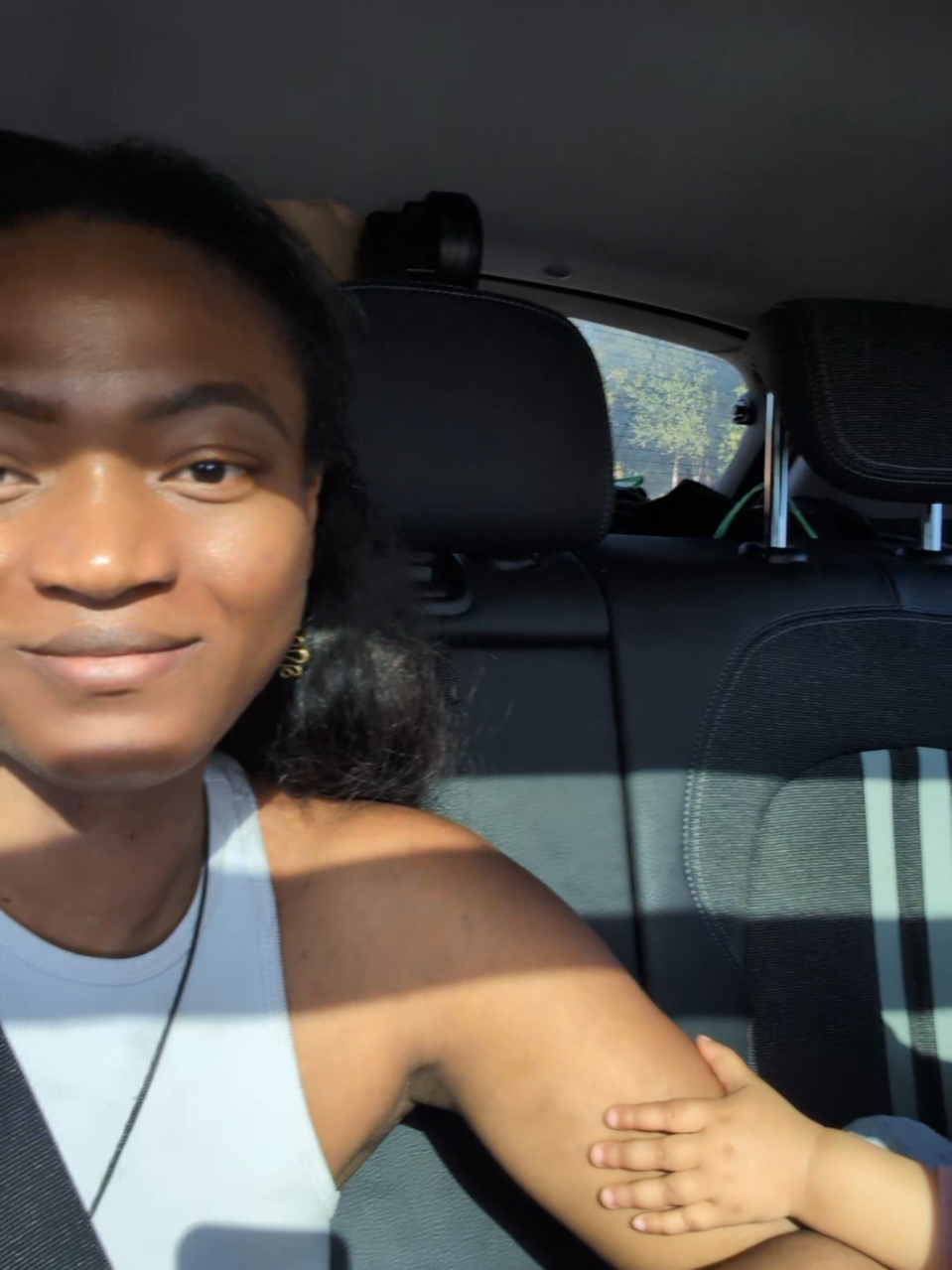 @Sarauniya | Motherhood Abroad