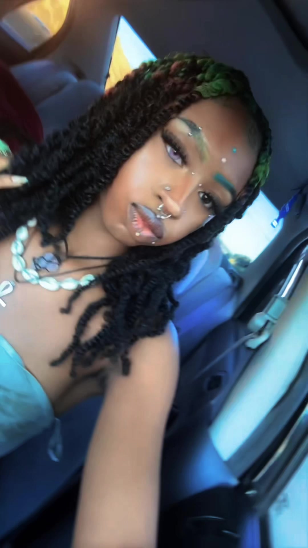 @sickluldeity_