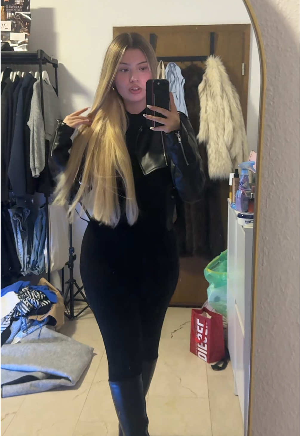 @caramelanonymous