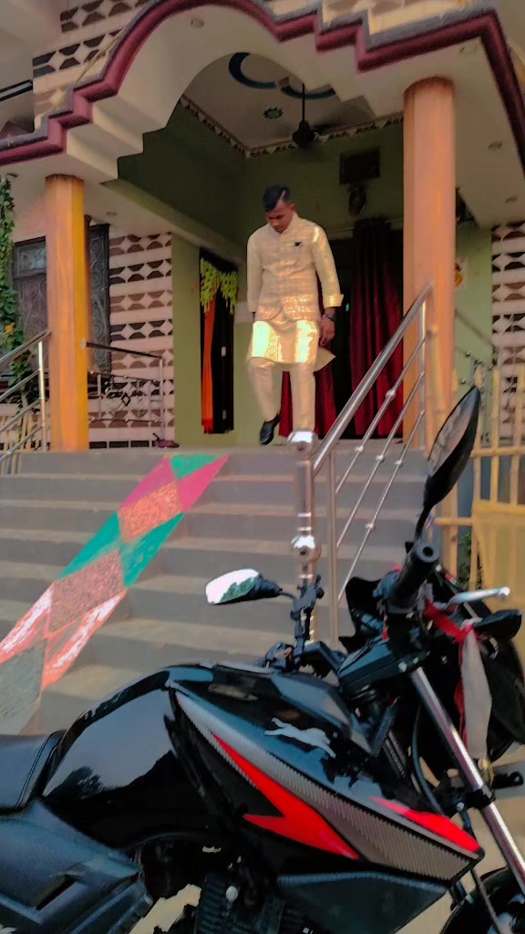 @Akhileshbabu89
