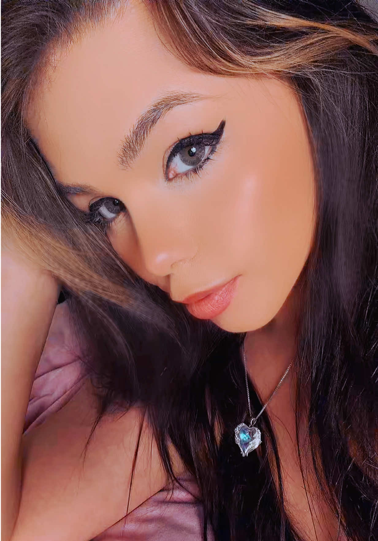 @thegoddesskararaven