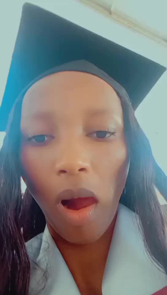 @🥰 Wangechi