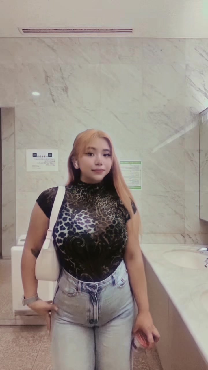 @Smriti🧚