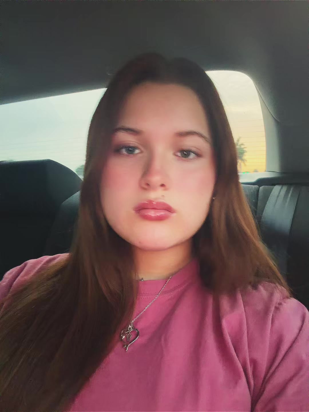 @valen 🦦