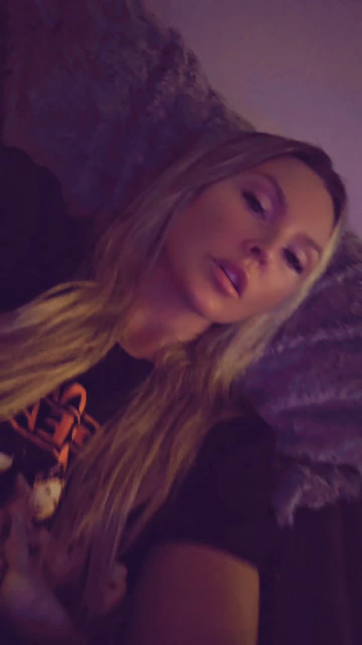 @Angela ๐