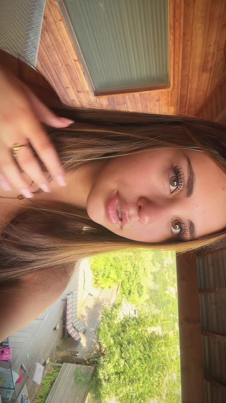 @𝑠𝑜𝑓𝑖𝑎