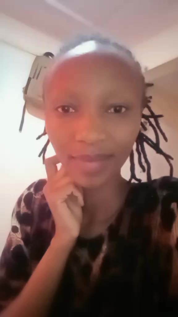 @🥰 Wangechi