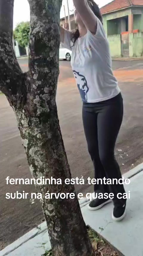 @oq a fernandinha tá fazendo??