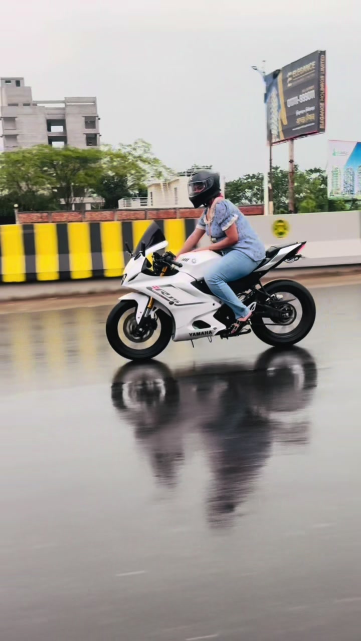 @Koli the lady biker