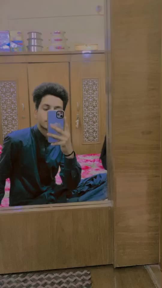 @M kaif Bikak