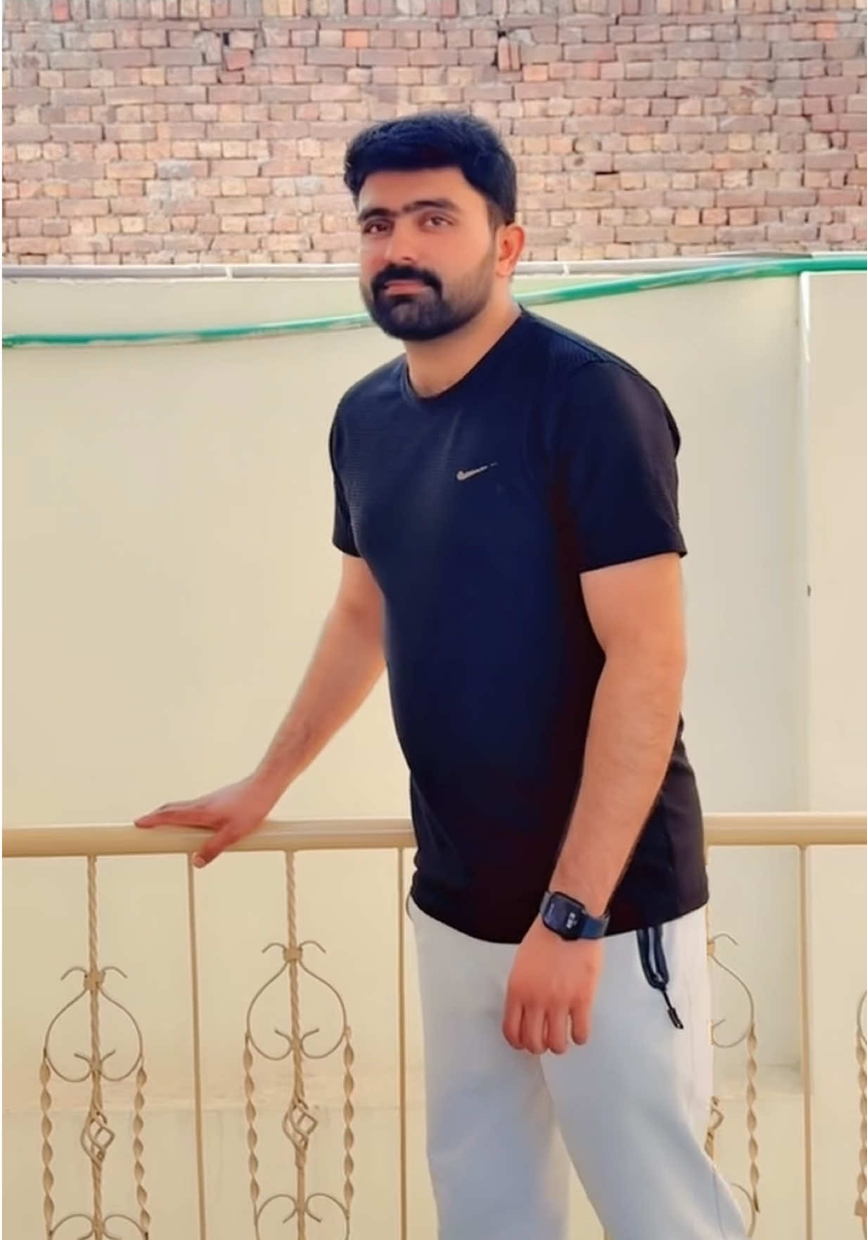 @Mian Haسeeb
