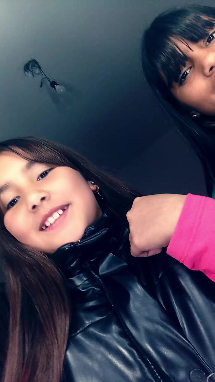 @valen_123