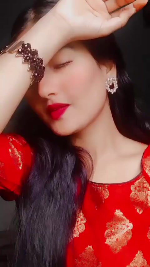 @zainab khan