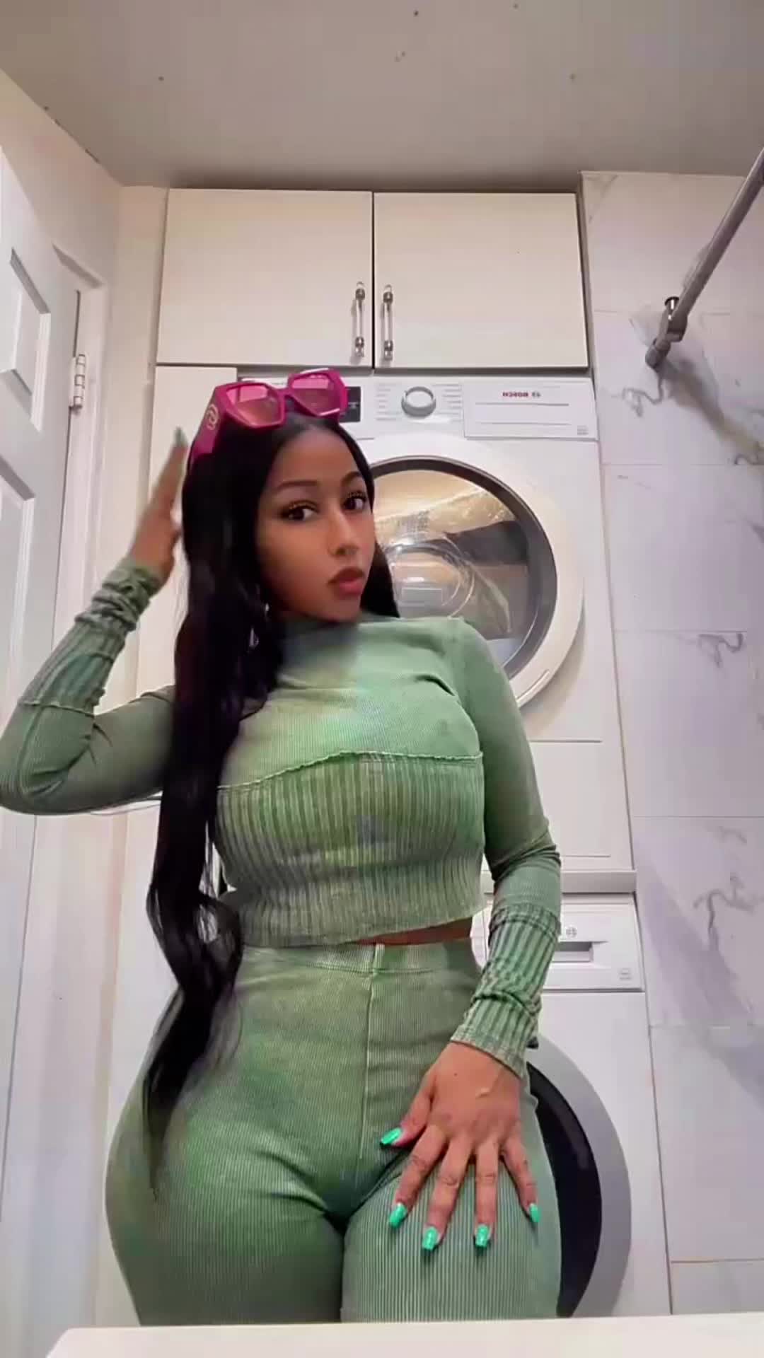 @nickibby87